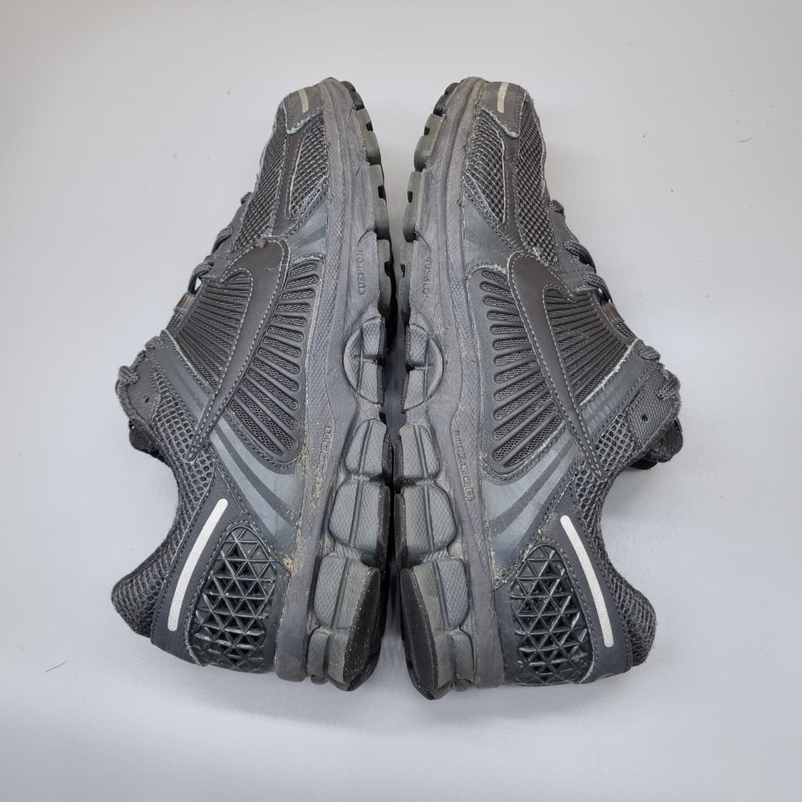 나이키 줌보메로5 남성운동화 275 상품이미지5