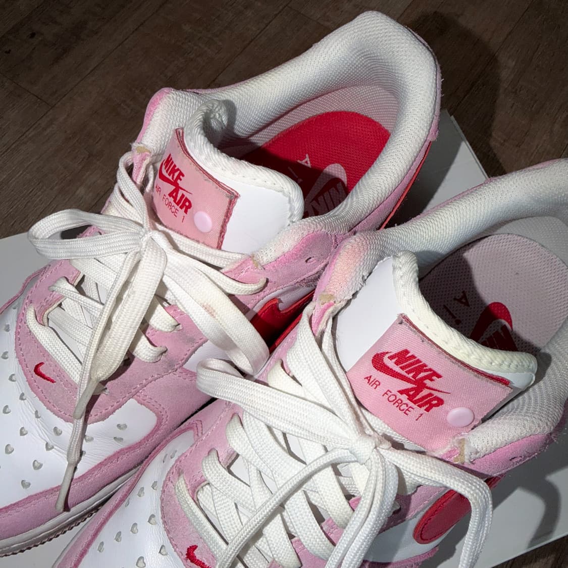 [270] 나이키 에어포스 1 '07 QS 밸런타인데이 상품이미지7