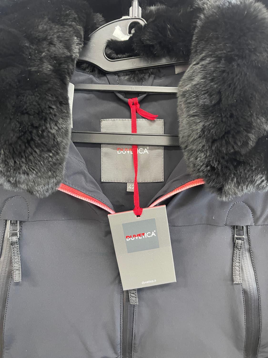 DUVETICA 여성 42사이즈 숏패딩 새제품 상품이미지2