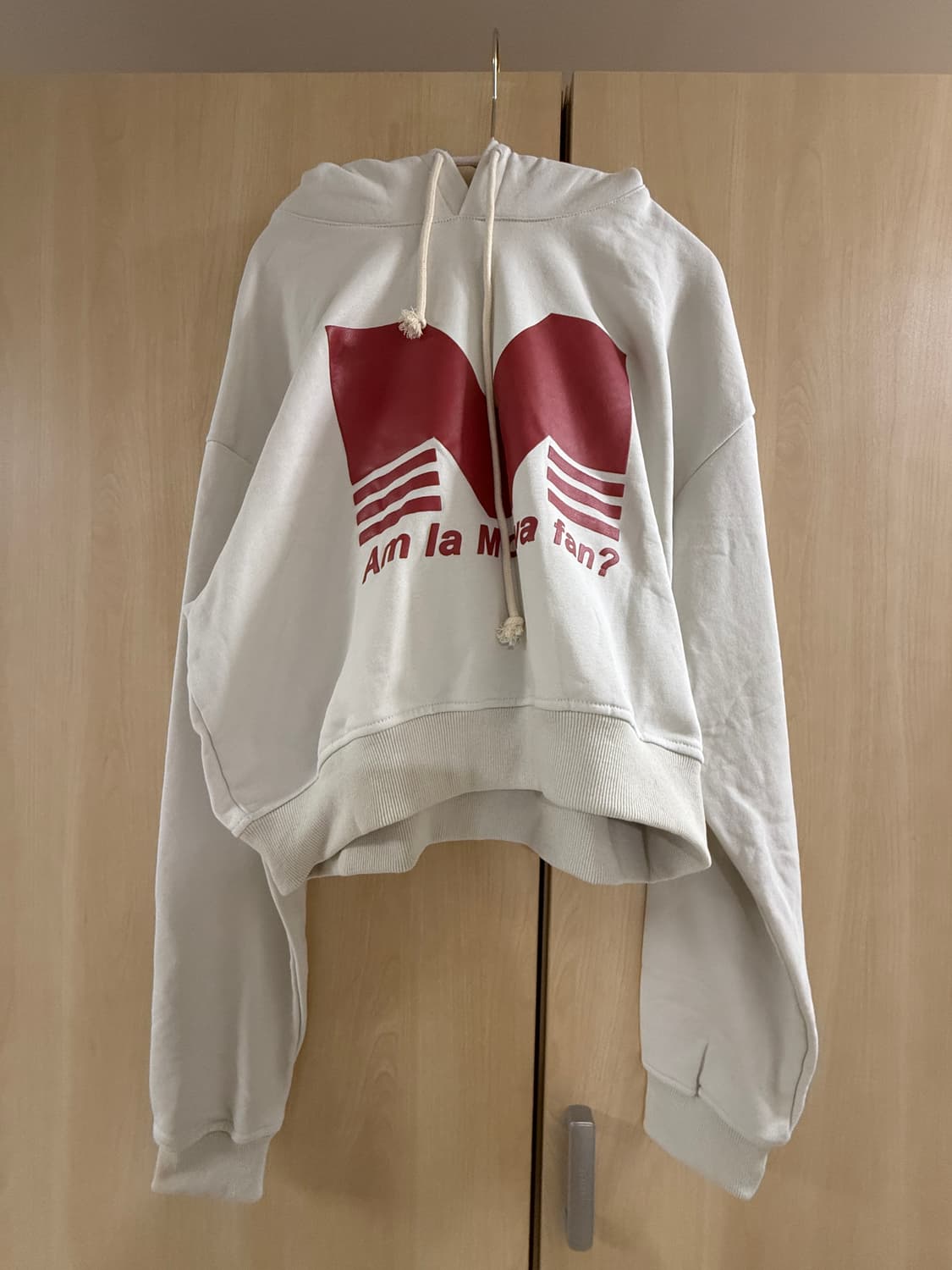 모와로라 크롭 후드티 상품이미지1