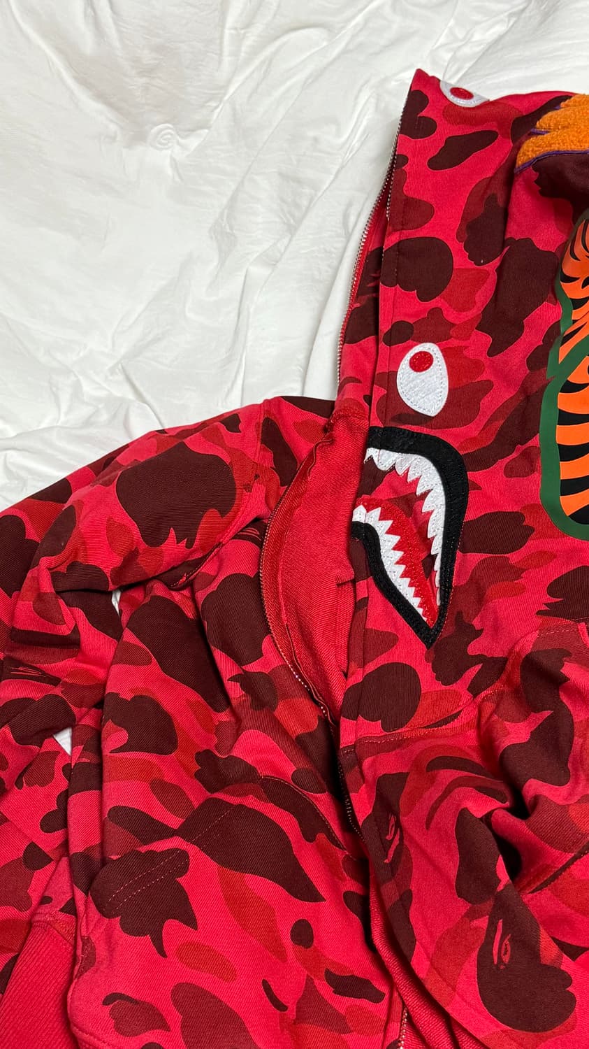 베이프 적계 샤크후드 상품이미지2