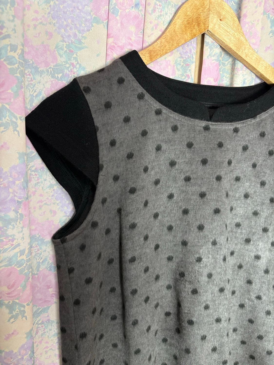 그레이 도트 반소매 니트 상품이미지6