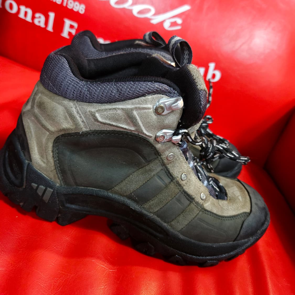 아디다스 올드스쿨 90's 이큅먼트 하이킹 트레킹화 240size 상품이미지5