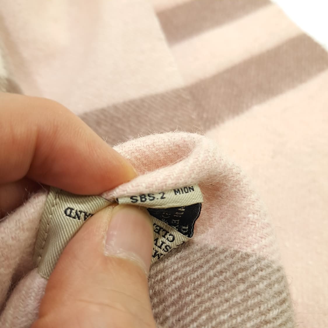 MX158 버버리 연핑크 자이언트 노바체크 캐시미어 울 목도리 머플러 상품이미지5