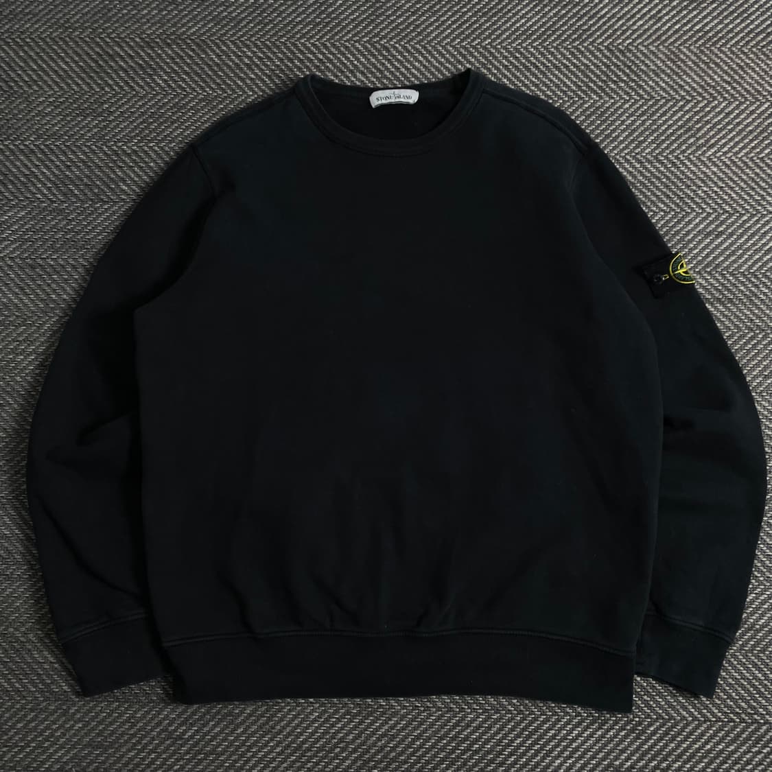 스톤아일랜드 와펜 블랙 크루넥 맨투맨 y 3798 상품이미지2