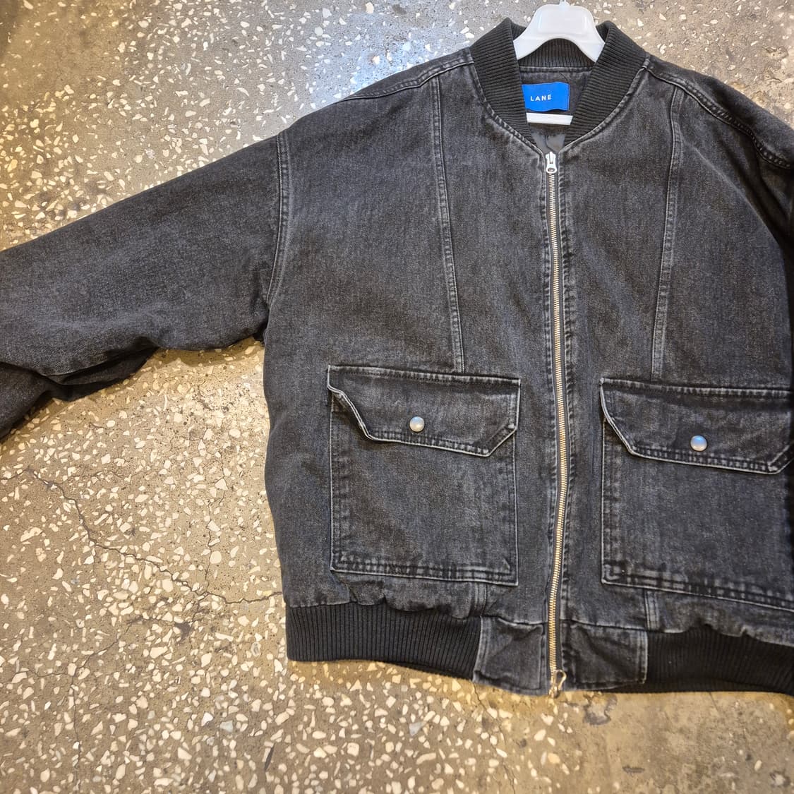 FREE(착샷잇음) 워싱데님 오버핏 누빔점퍼 상품이미지7