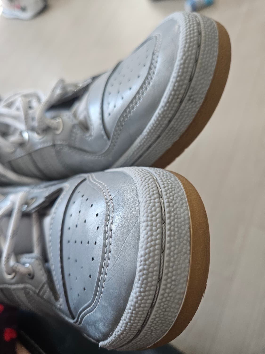 아디다스 농구화 상품이미지4