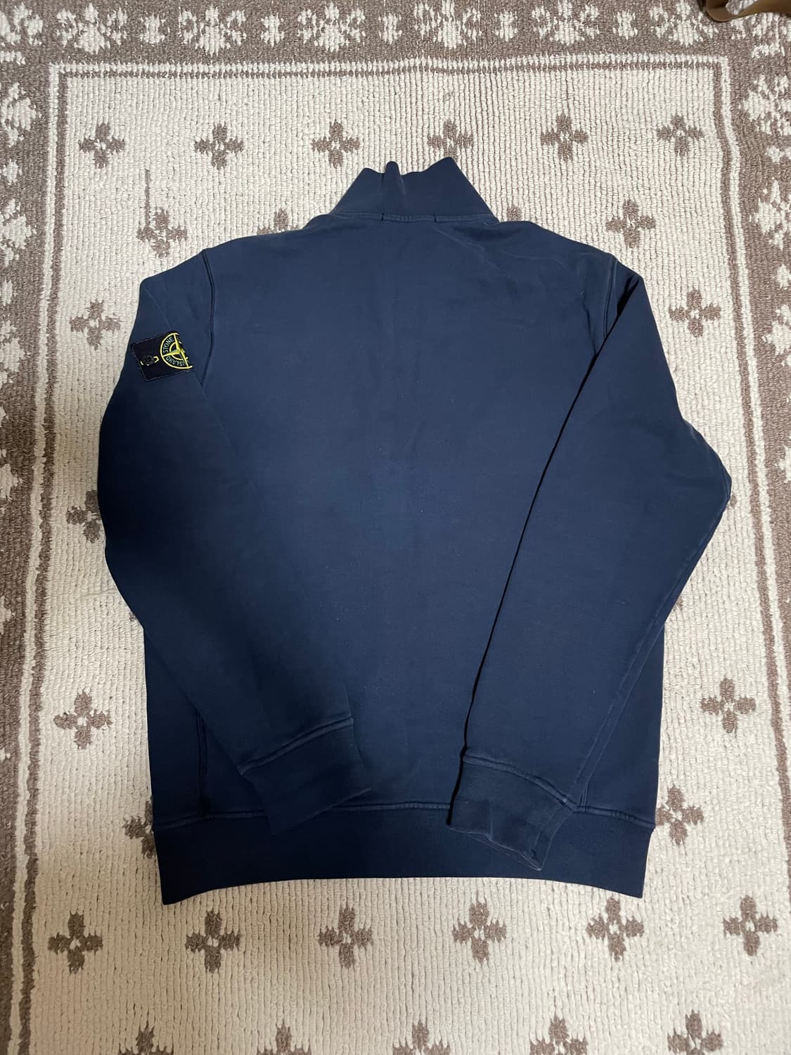 스톤아일랜드 반집업 맨투맨 상품이미지2