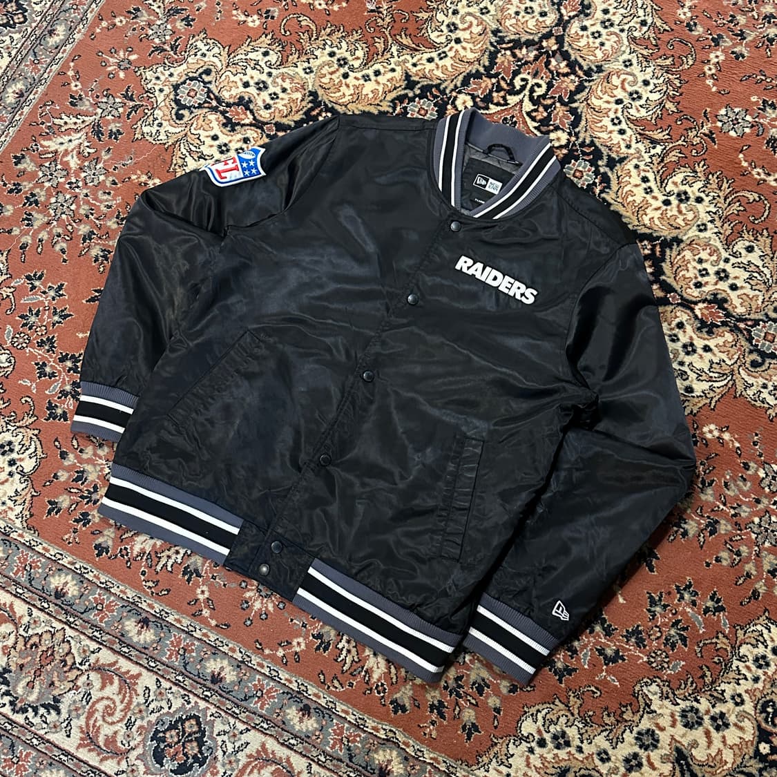 뉴에라 레이더스 바시티 자켓 (XL) 올드스쿨 상품이미지2