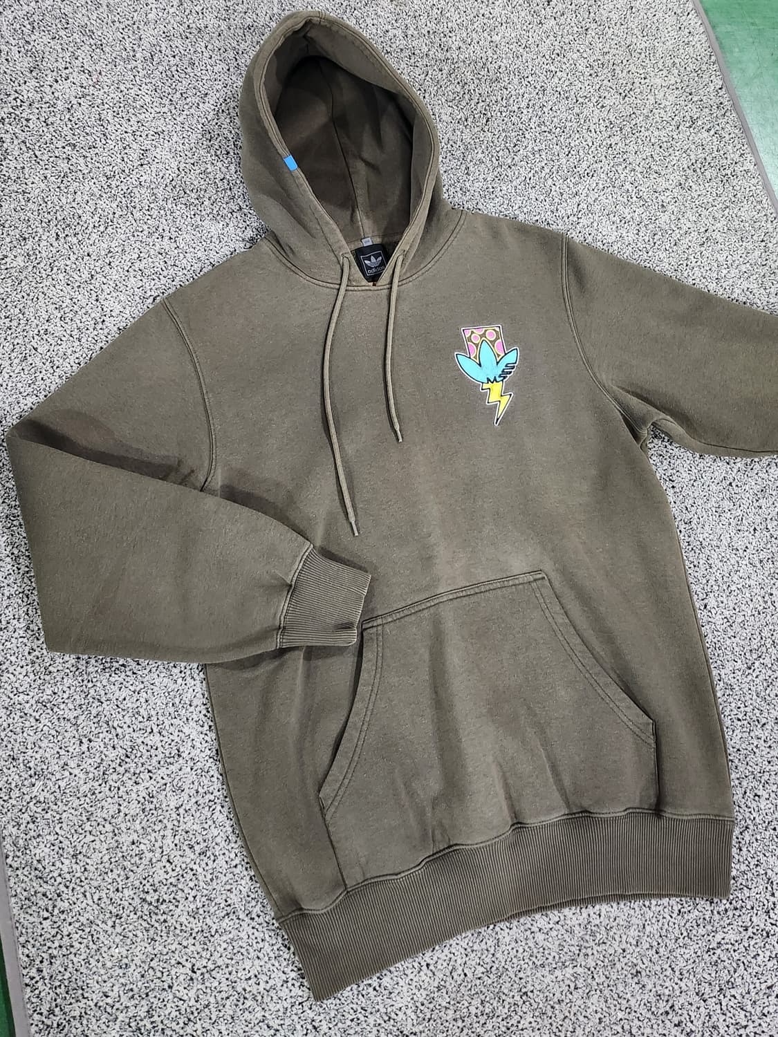 아디다스(Adidas) 그래픽 아트 후드 티셔츠 상품이미지2