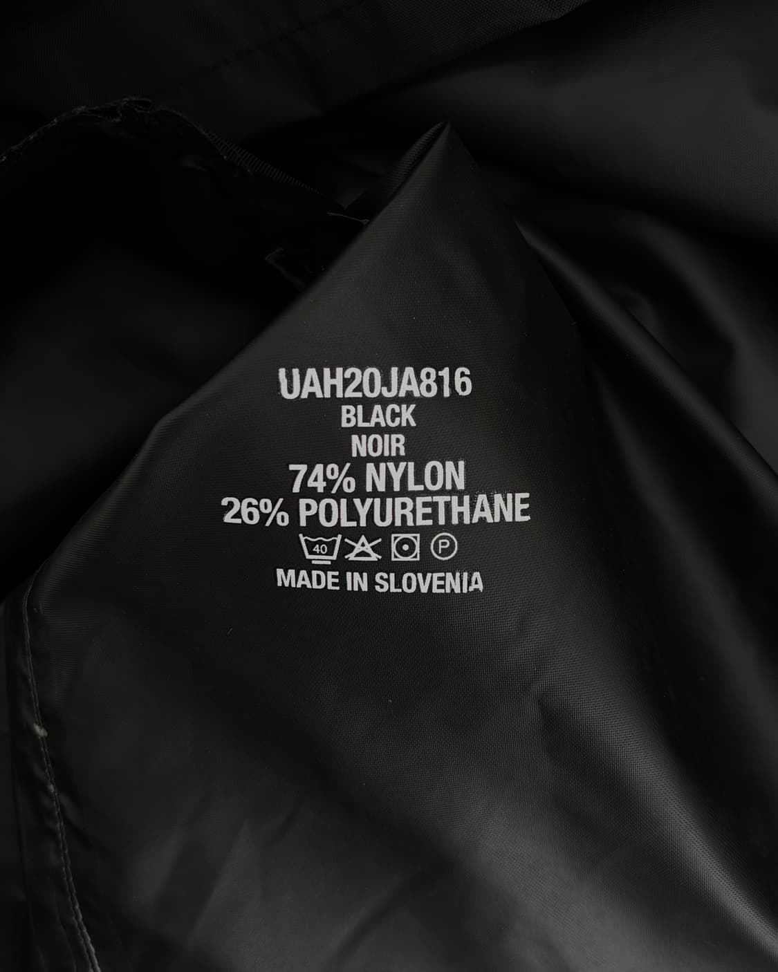 베트멍 19AW 아나키 레인코트 상품이미지9