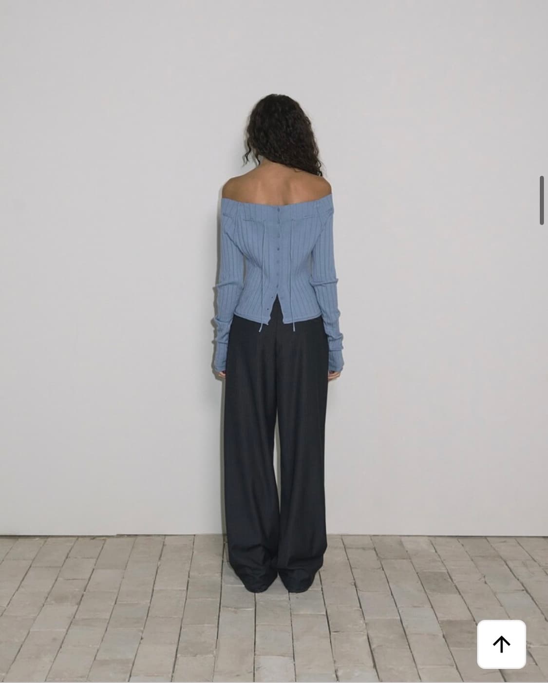 이어닝 WOOL STRIPE PIN-TUCK SLACKS, 차콜  상품이미지6