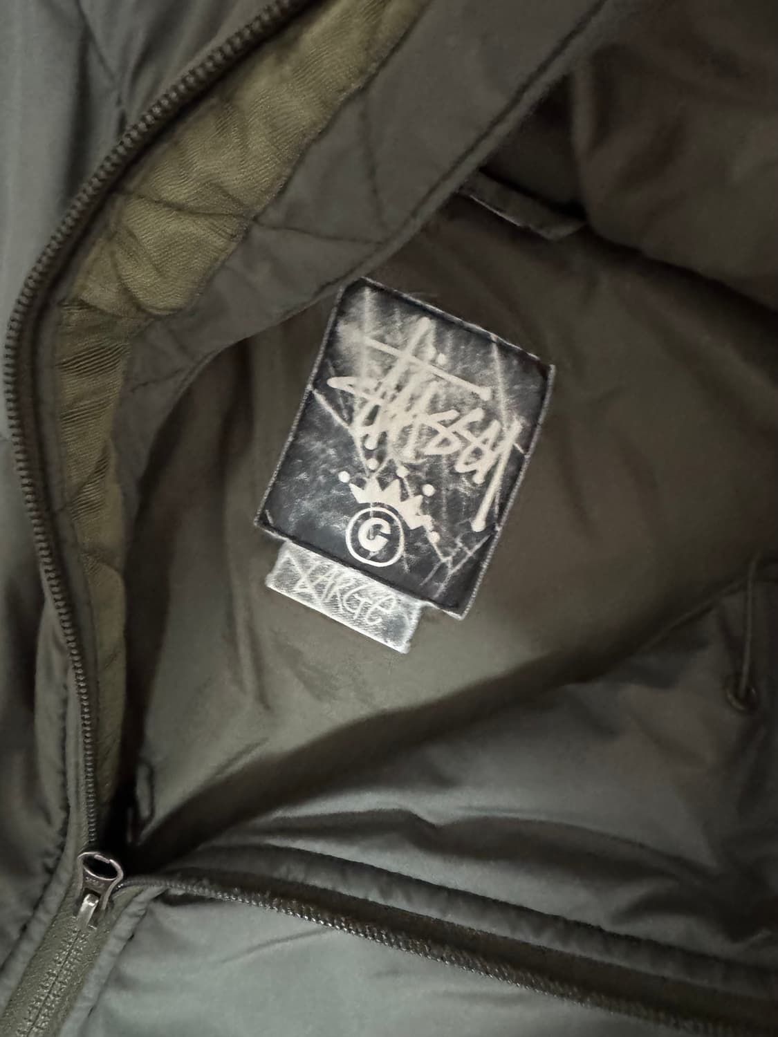 스투시 패딩 상품이미지2