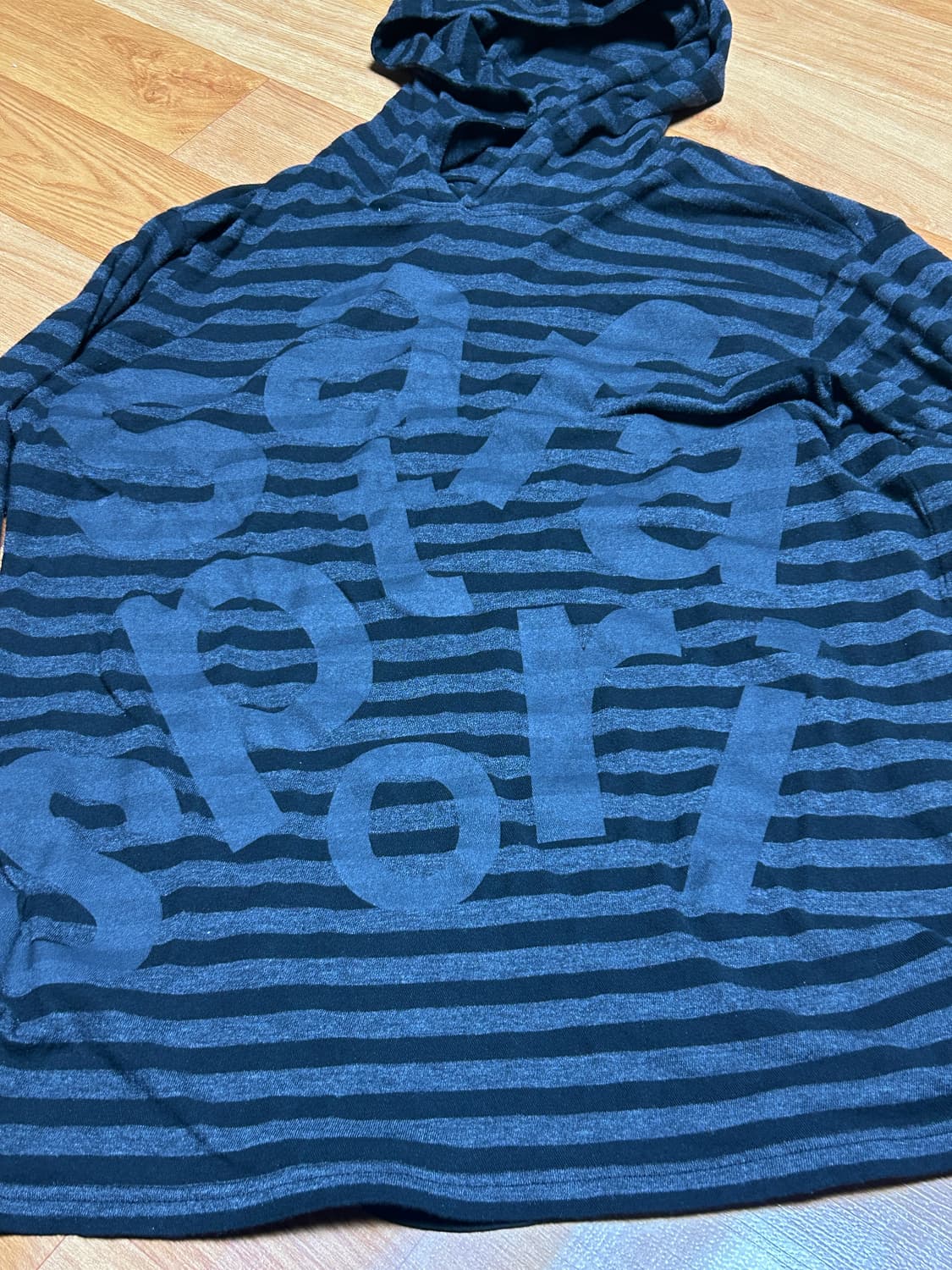 사파리스팟 티켓팅 스트라이프 보더 후디 블랙 1사이즈 상품이미지2