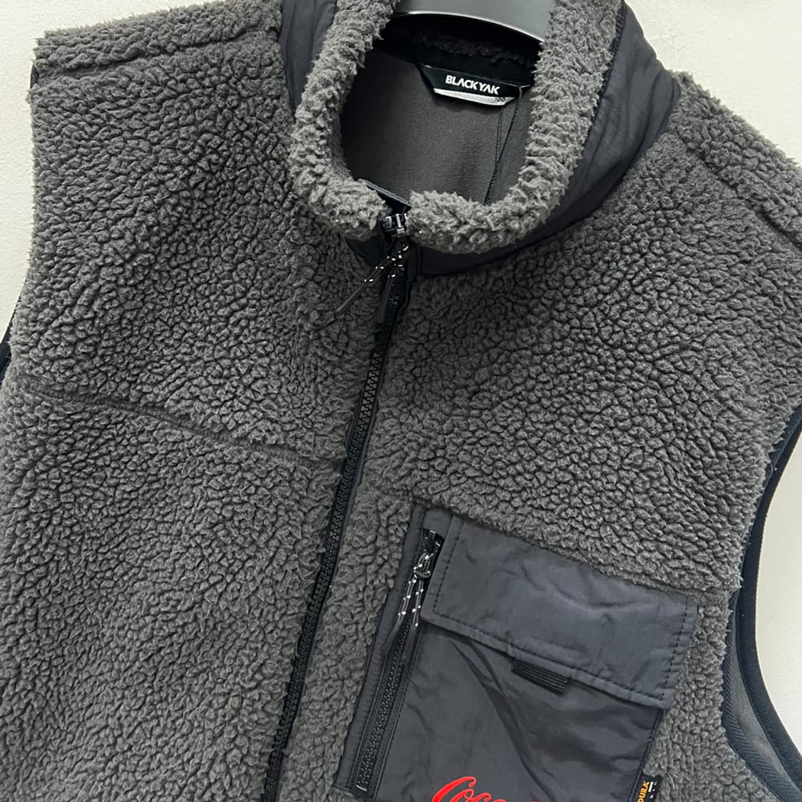 블랙야크 코카콜라 양털 쉐르파 플리스 베스트 조끼 100 상품이미지3