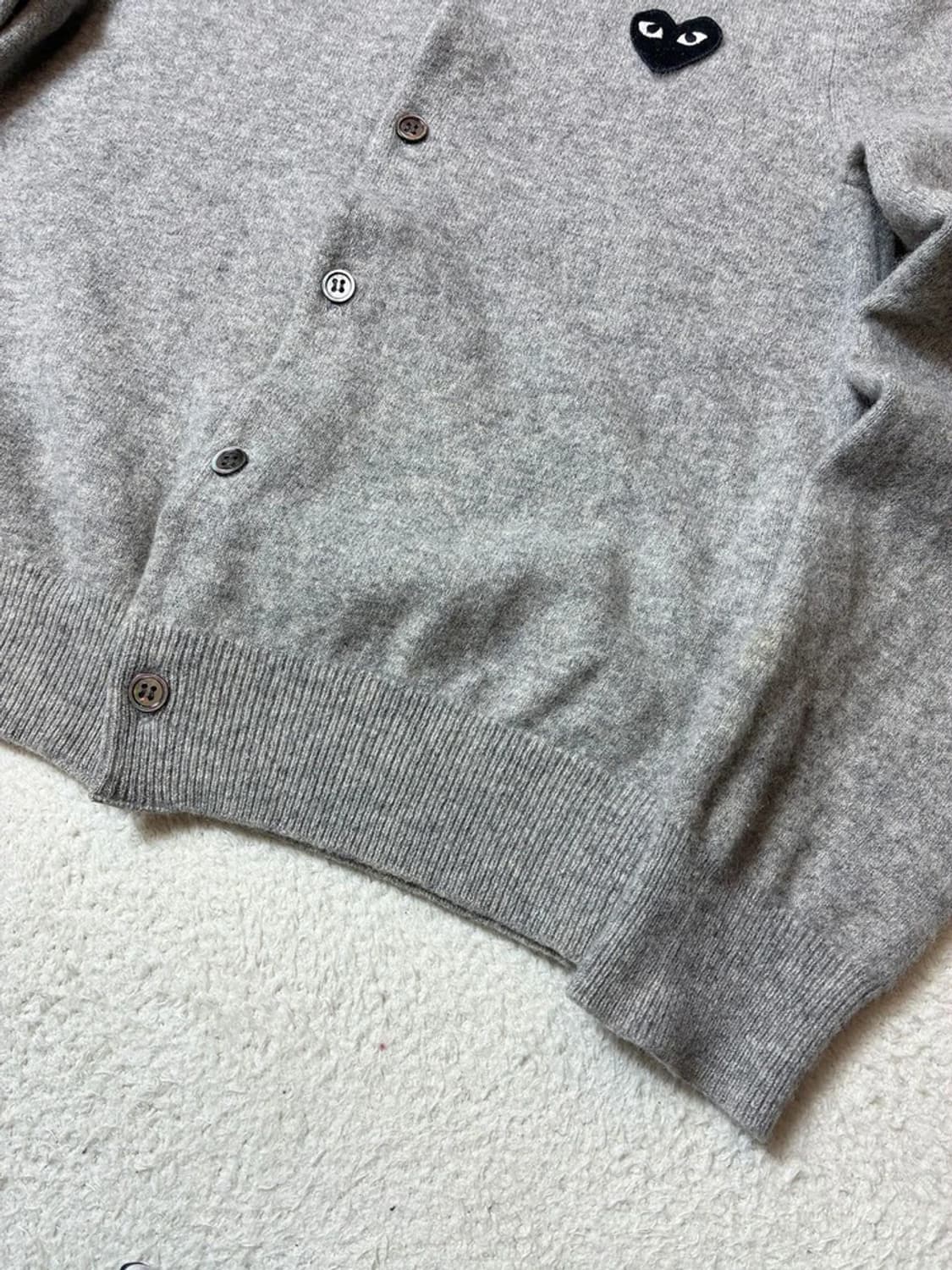 꼼데가르송 하트 로고 니트 가디건 PN6507    상품이미지5