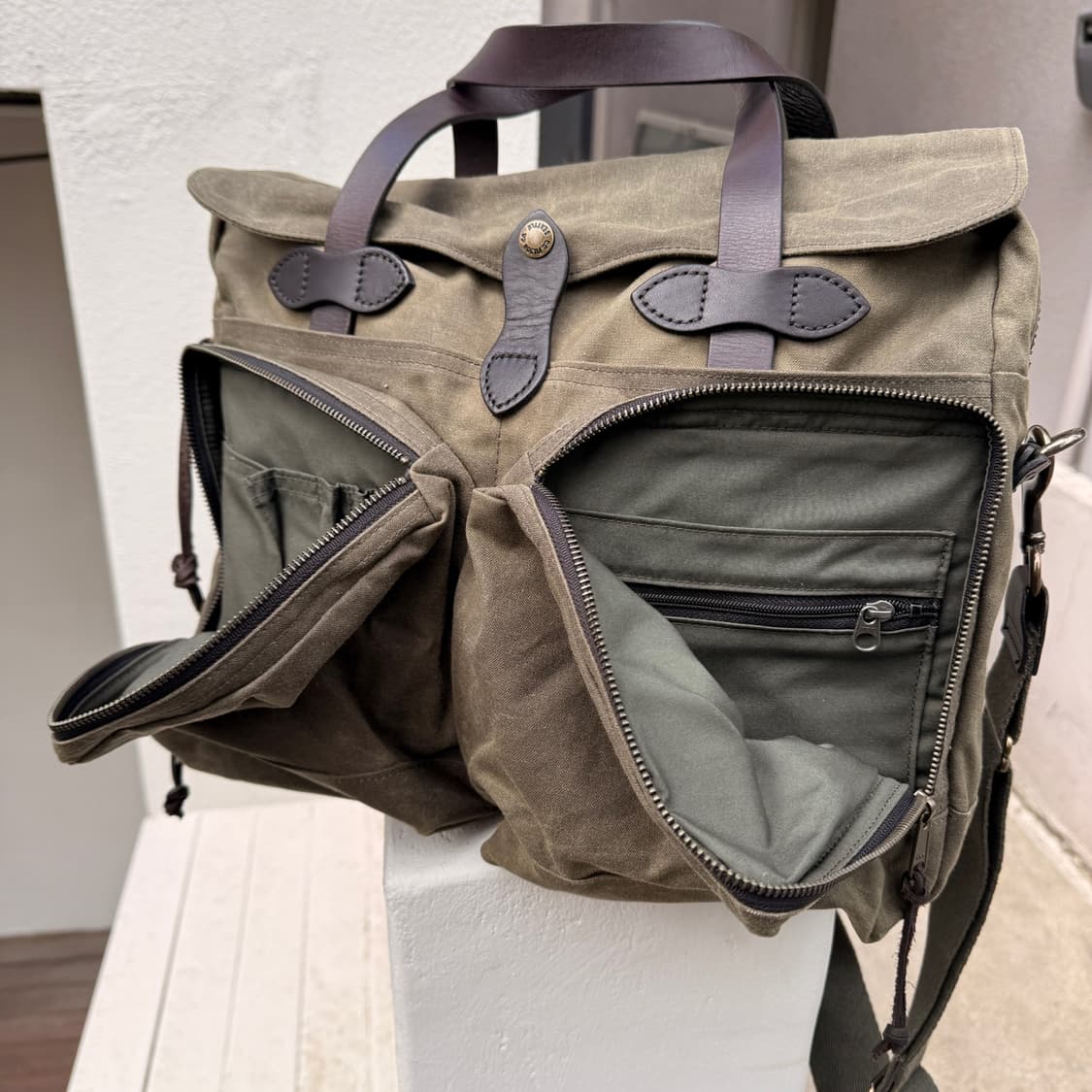 필슨 24 아워 틴 클로스 브리프케이스 오터그린 상품이미지6