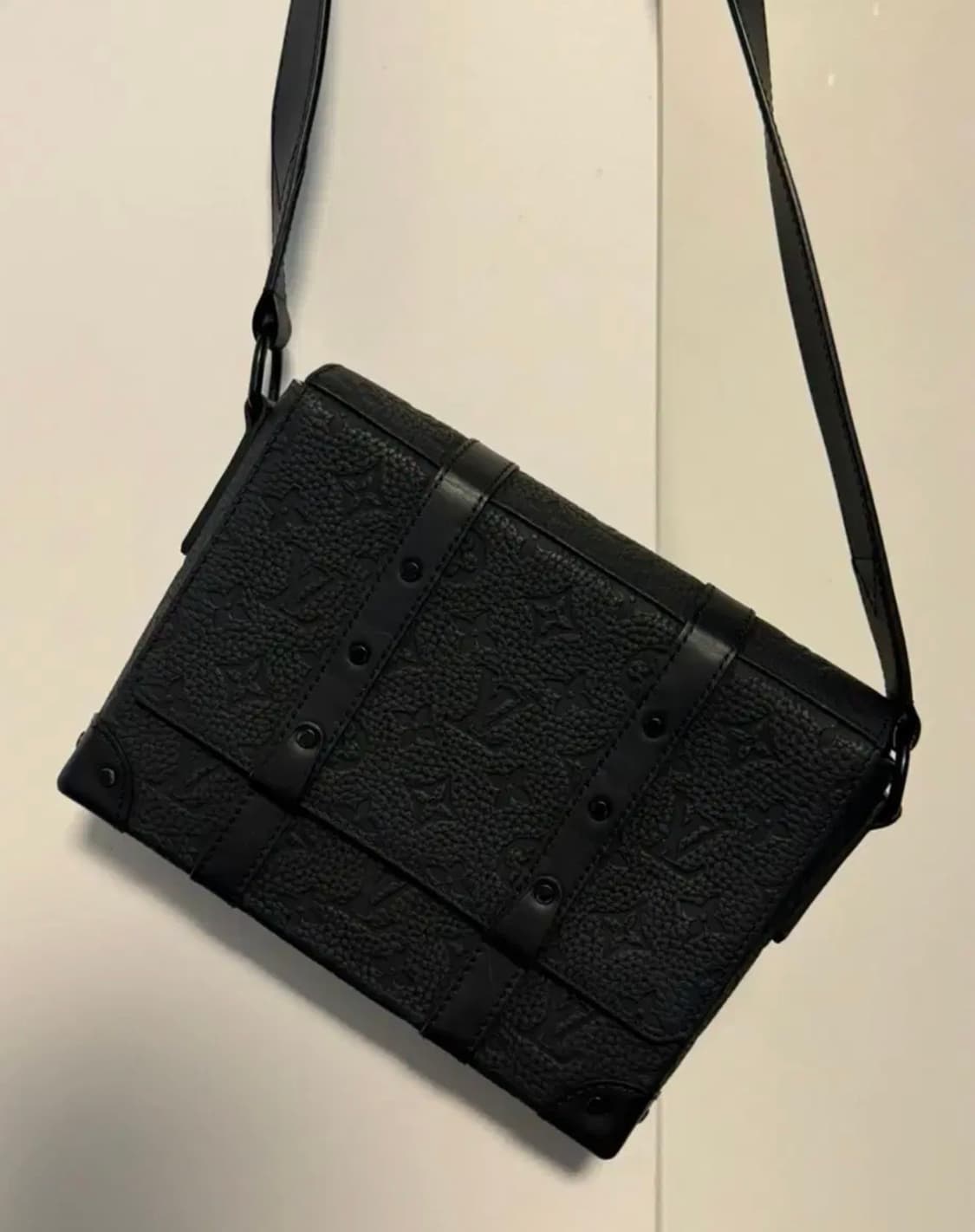 루이비통 토뤼옹 모노그램 트렁크 메신저 남성 상품이미지1