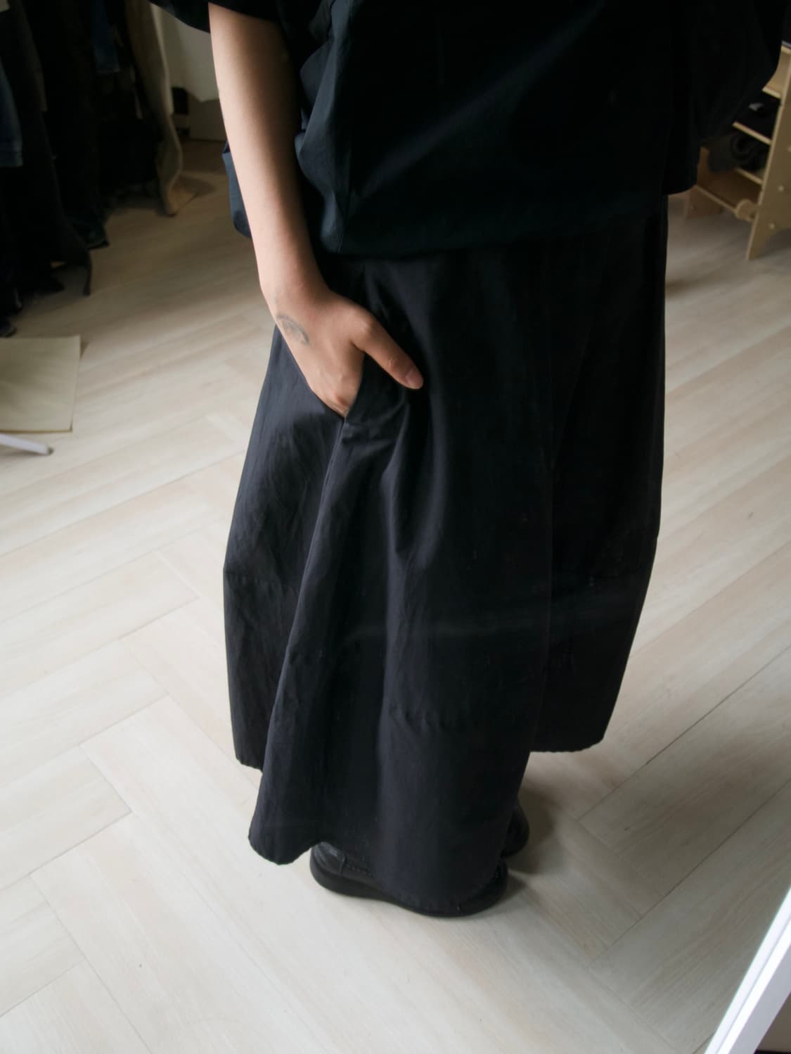 black pocket ballon skirt 상품이미지2
