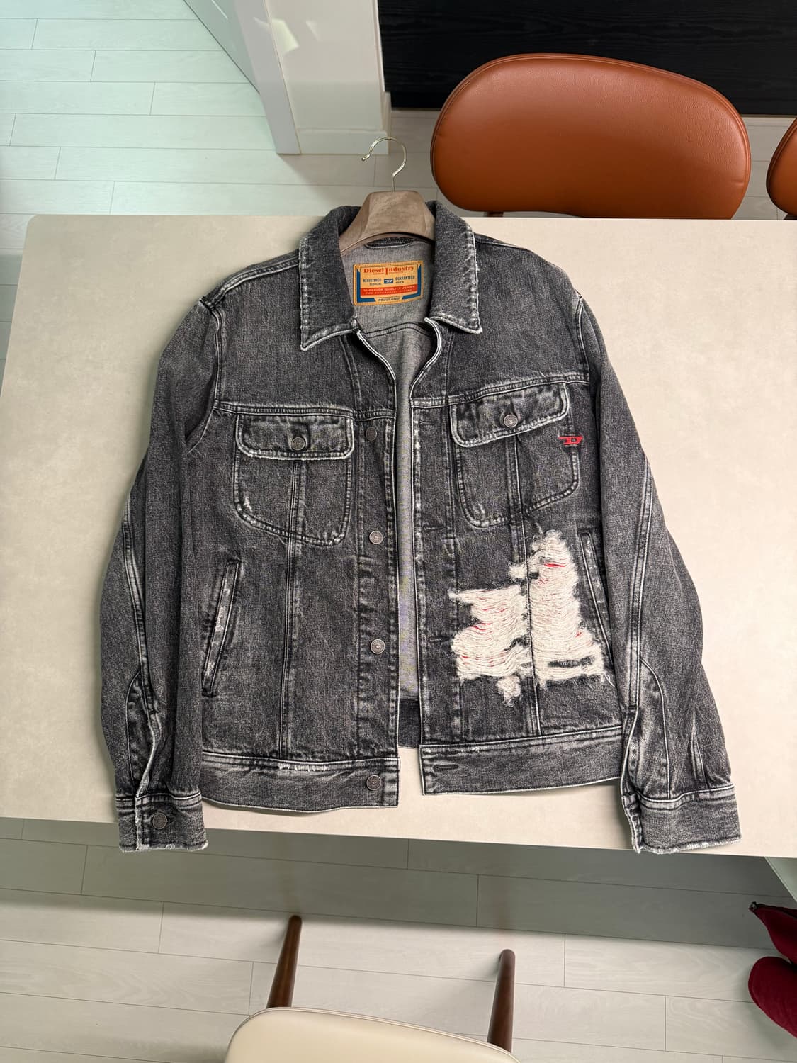 Made in Italy🇮🇹 디젤 디스트레스 흑청 데님 자켓 상품이미지1