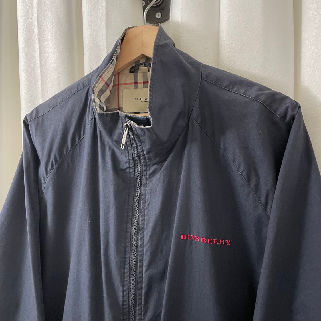 버버리 네이비 오리지널 체크 안감 자켓 상품이미지4