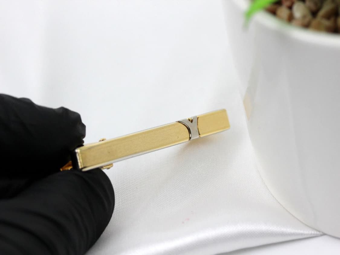 입생로랑 A-등급 5cm y모티브 남자 명품 넥타이핀 상품이미지4