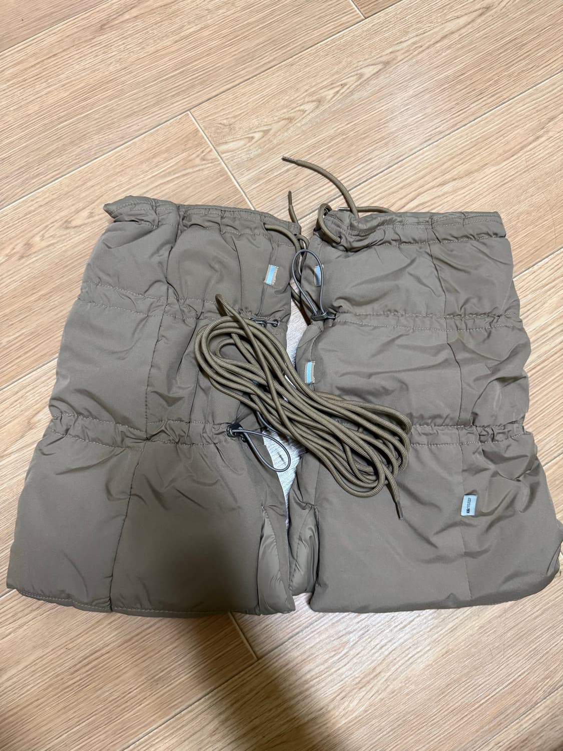 락피쉬 퍼프패딩 레그워머 코코아 상품이미지3