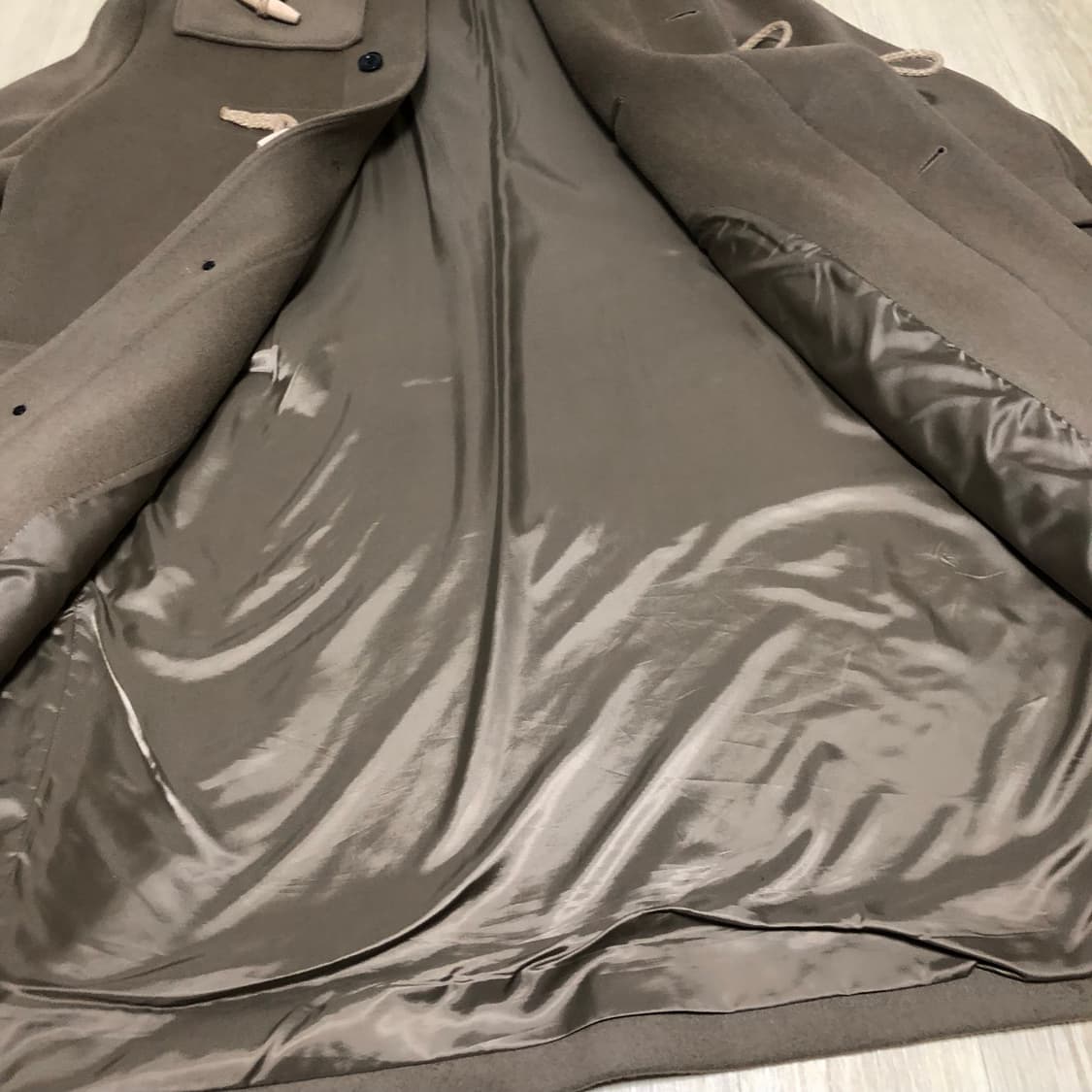 (L) 비바스튜디오 VIVA STUDIO 오버핏후드 더플코트 카키브라운 상품이미지7