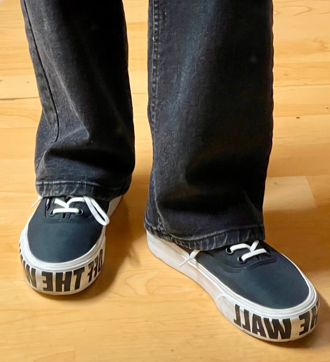 반스 어센틱 플랫폼 2.0 'OFF THE WALL' 블랙 (235mm) 상품이미지1