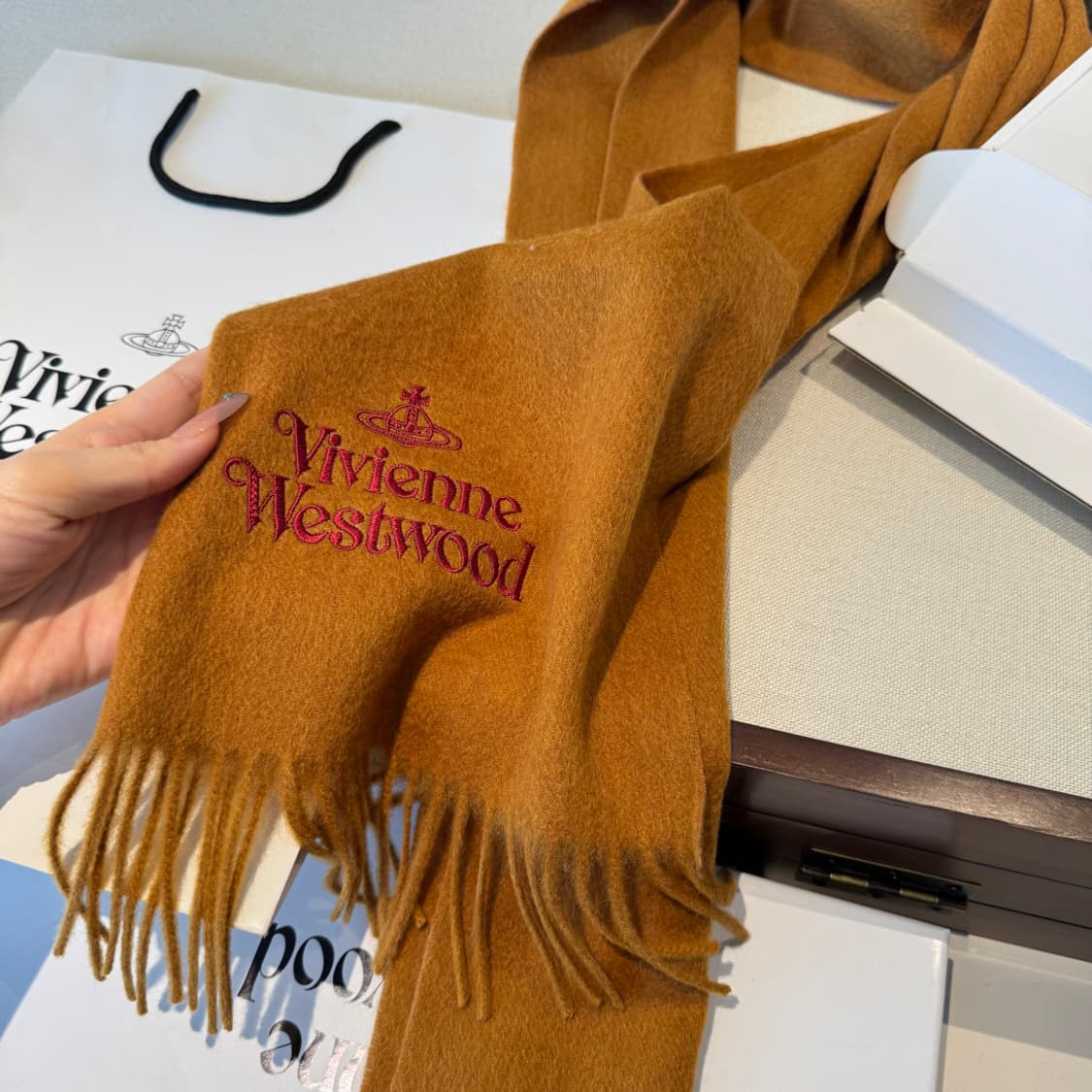 비비안 웨스트우드 상품이미지7