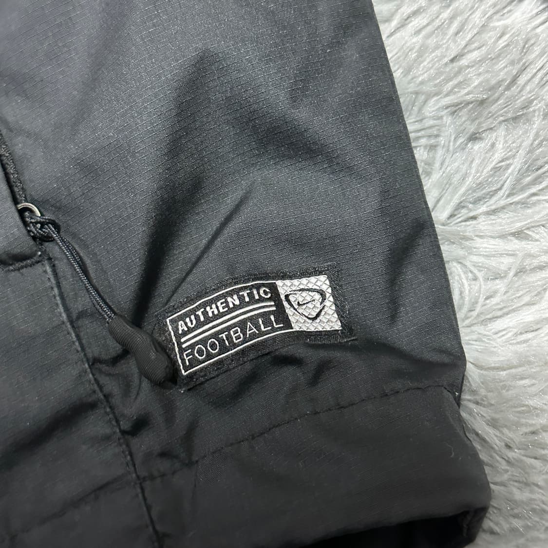 나이키 스우시 스톰핏 블랙 후드 바람막이 XL 상품이미지3