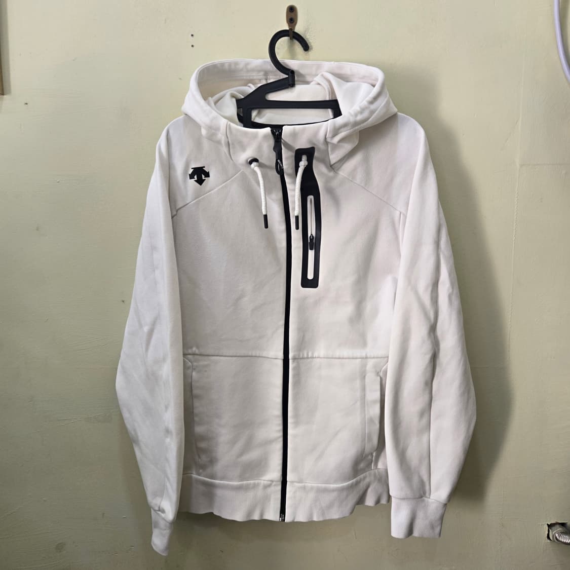 DESCENTE 데상트 기능성 후드 집업 자켓 (95) 상품이미지1