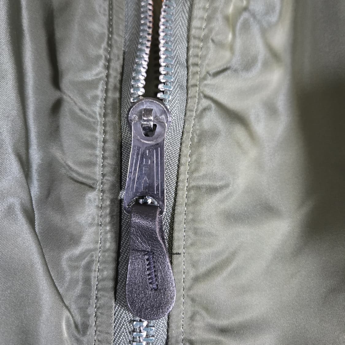 90s 미공군 납품용 알파인더스트리 MA-1 플라이트자켓 카키 상품이미지4