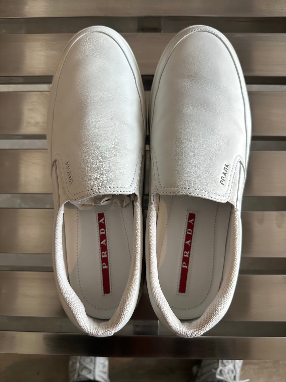 프라다 레더 슬립온 상품이미지2