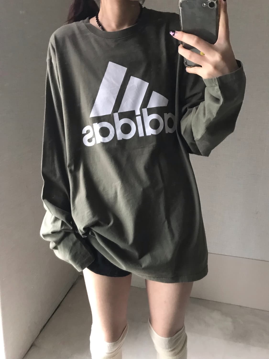 아디다스 카키 롱슬리브 상품이미지2