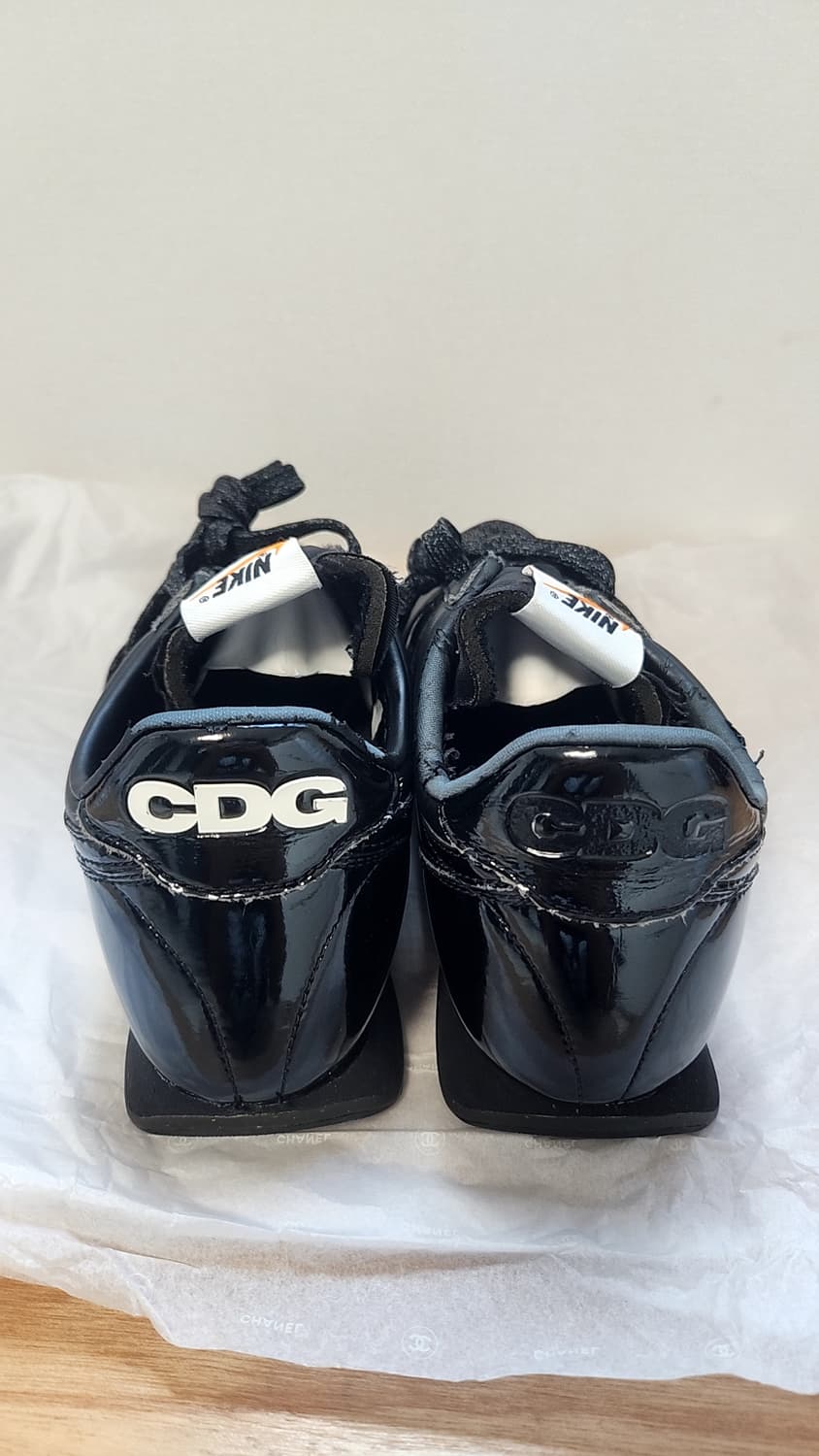 나이키 x 블랙 꼼데가르송 나이트트랙 270 상품이미지5