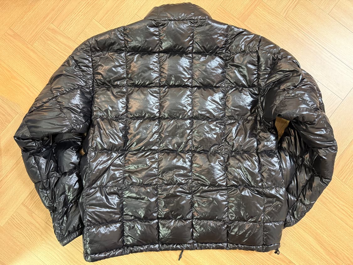 스투시 미드웨이트 푸퍼 유광 블랙 상품이미지2