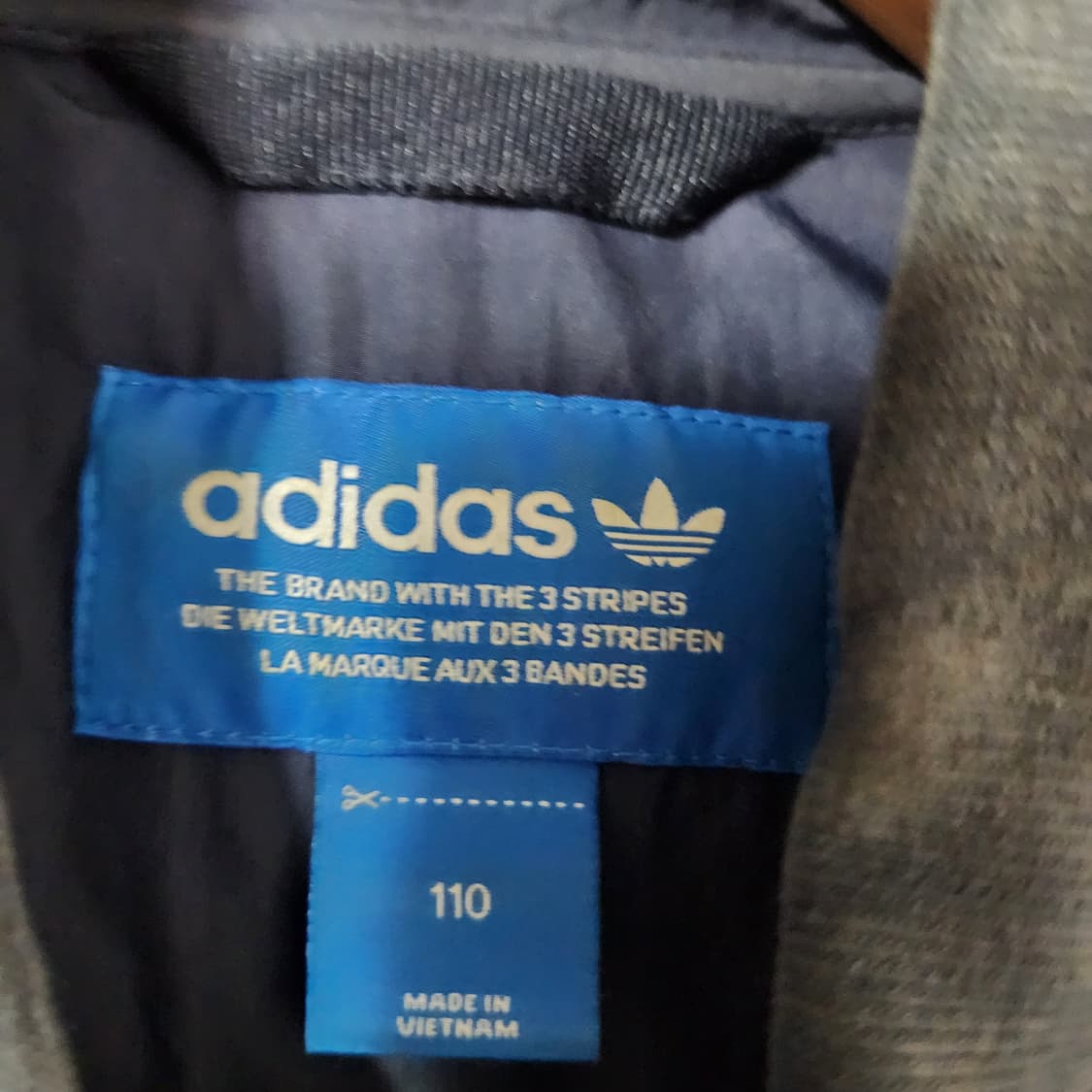 J49 [110] 아디다스 오리털 패딩 점퍼

 상품이미지3