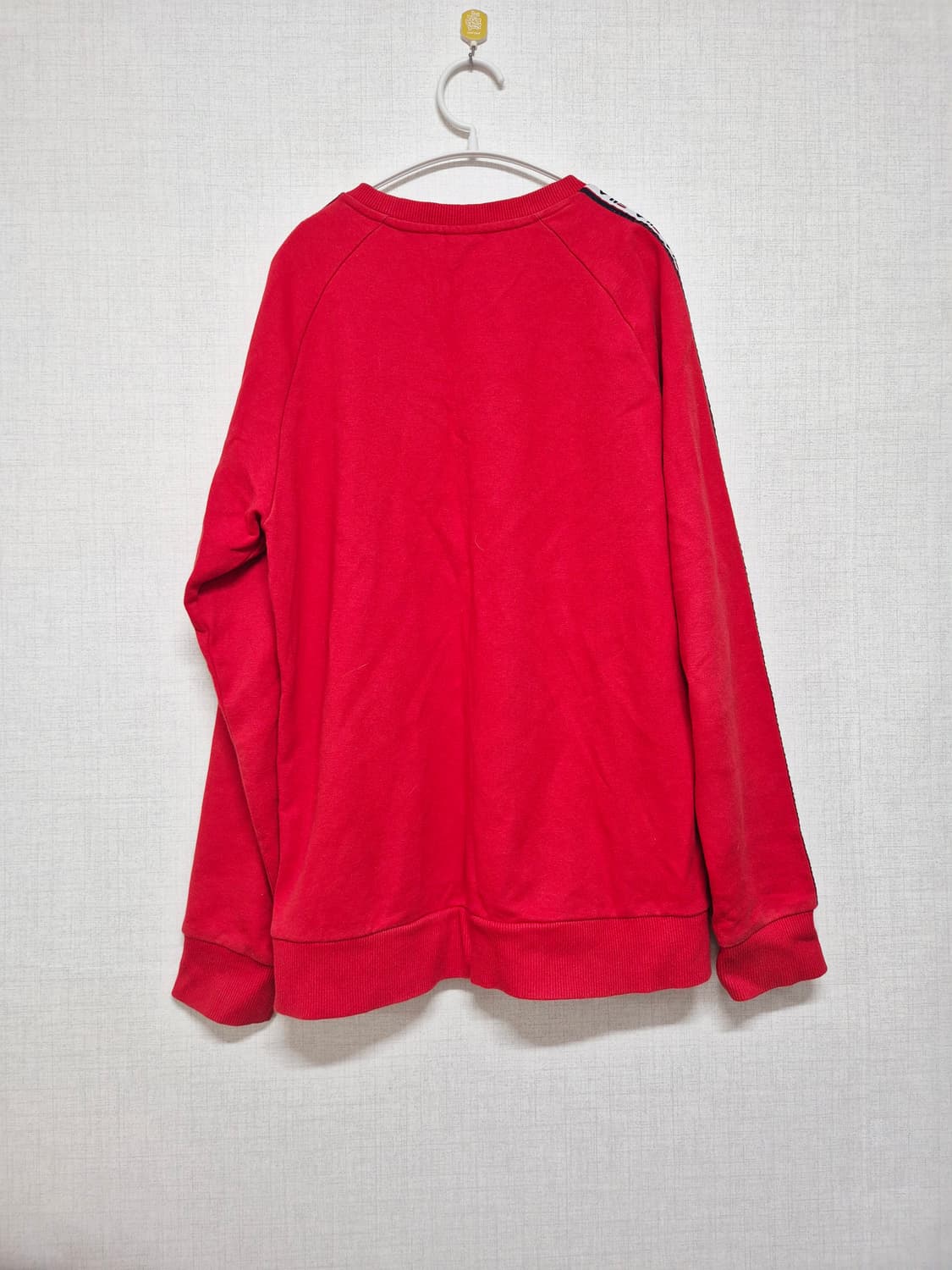 휠라 레드 맨투맨 상품이미지2