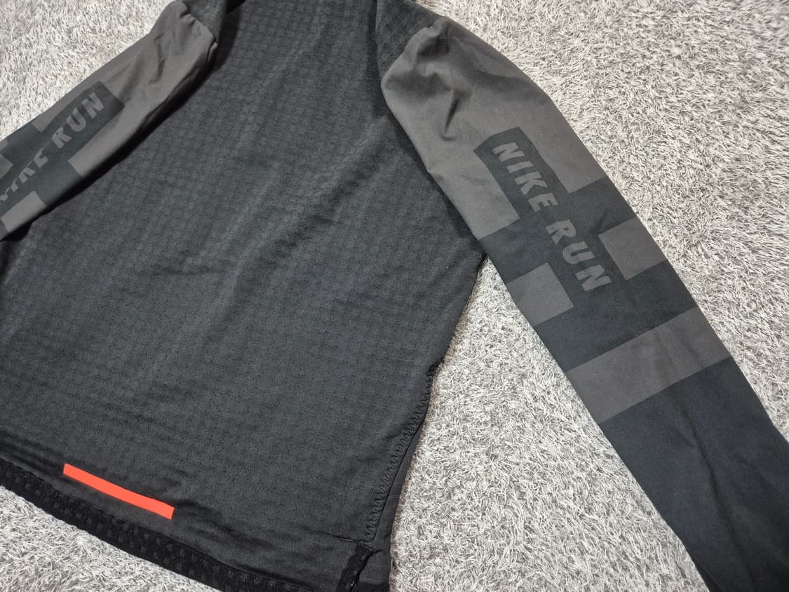 나이키 남성 약기모 러닝 하프집업셔츠 L 상품이미지6