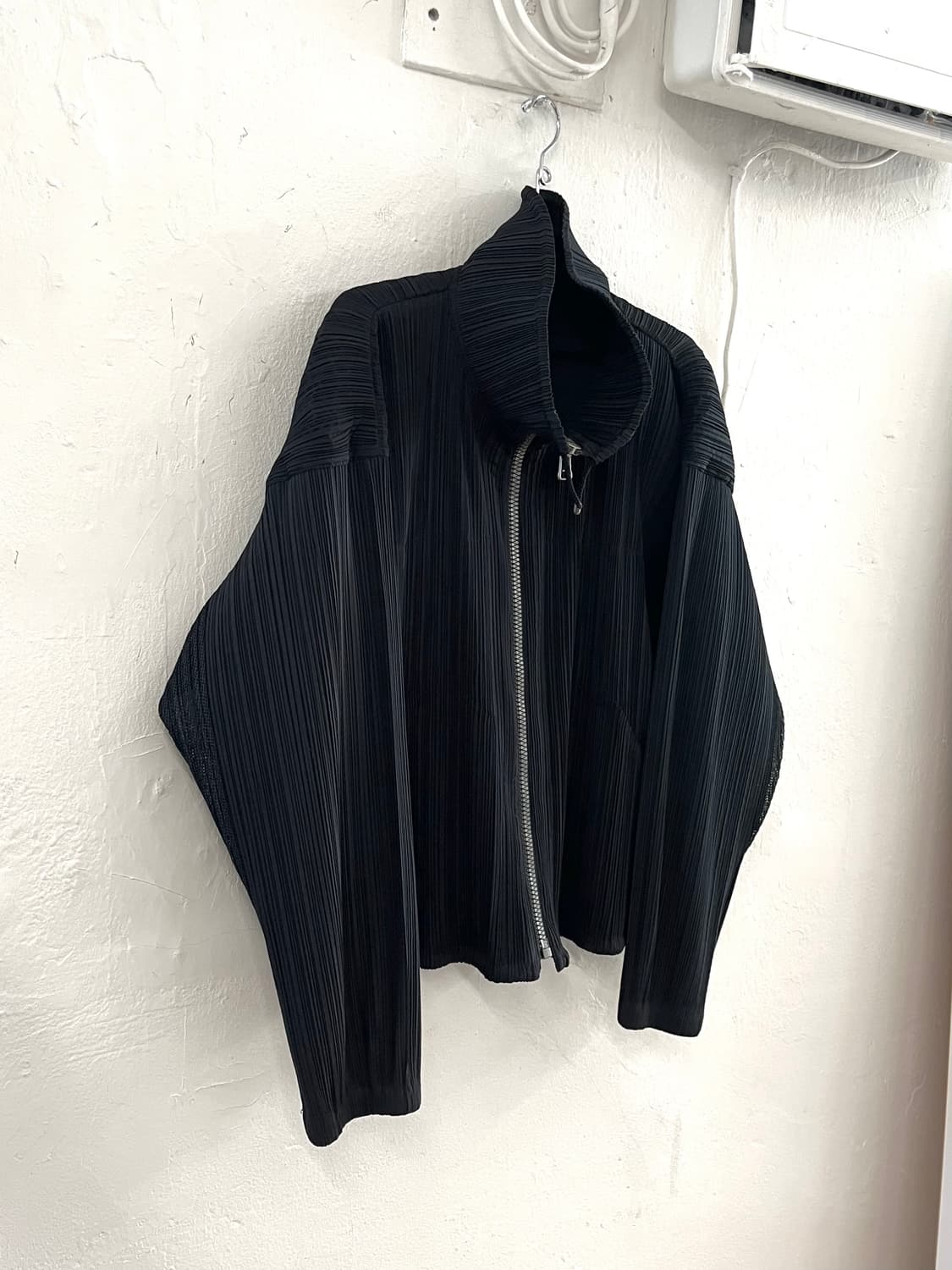 이세이미야케 1993FW 런웨이 아카이브 플리츠 자켓 상품이미지5