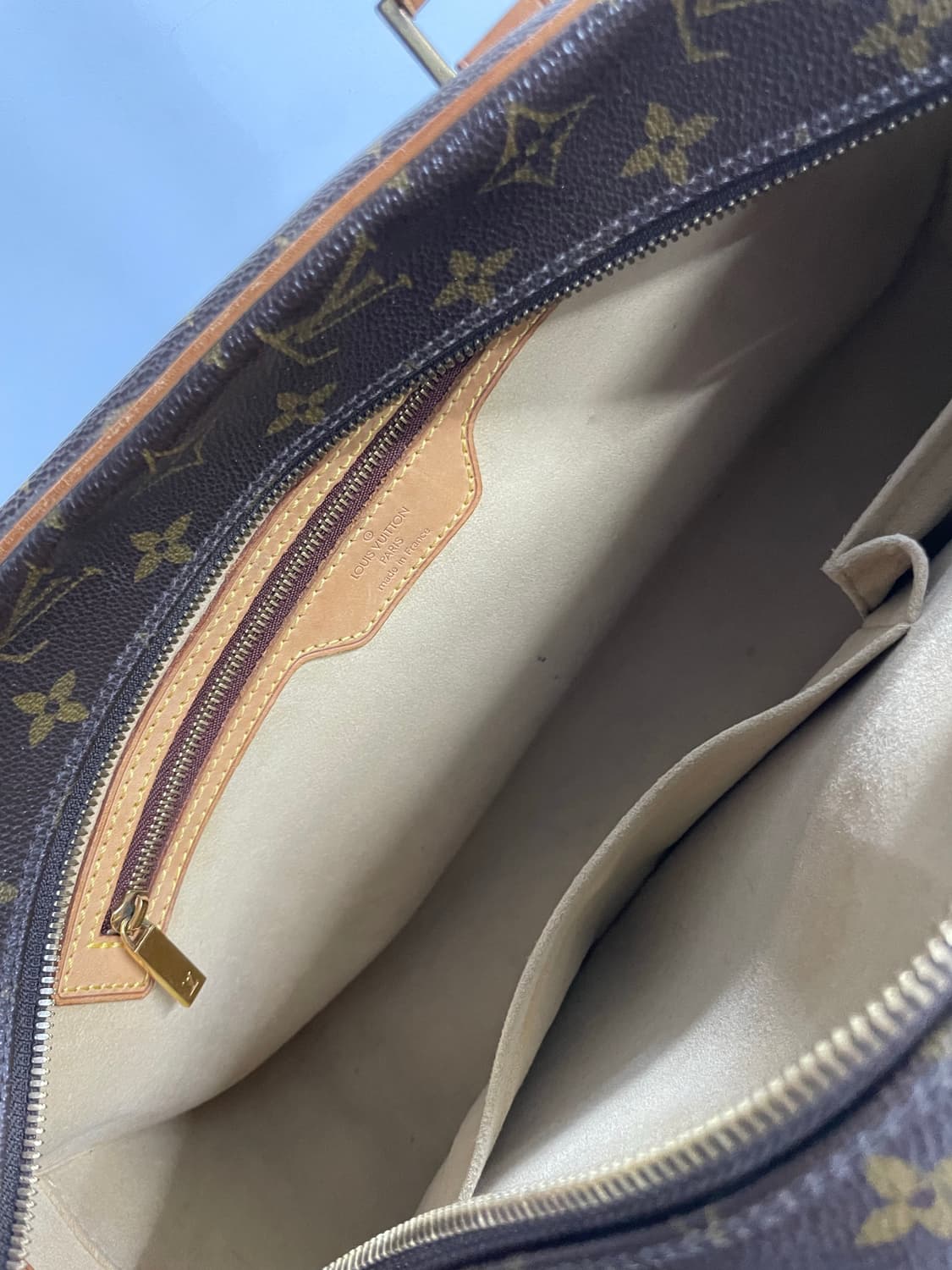 루이비통 모노그램 시테 GM 숄더백 상품이미지9