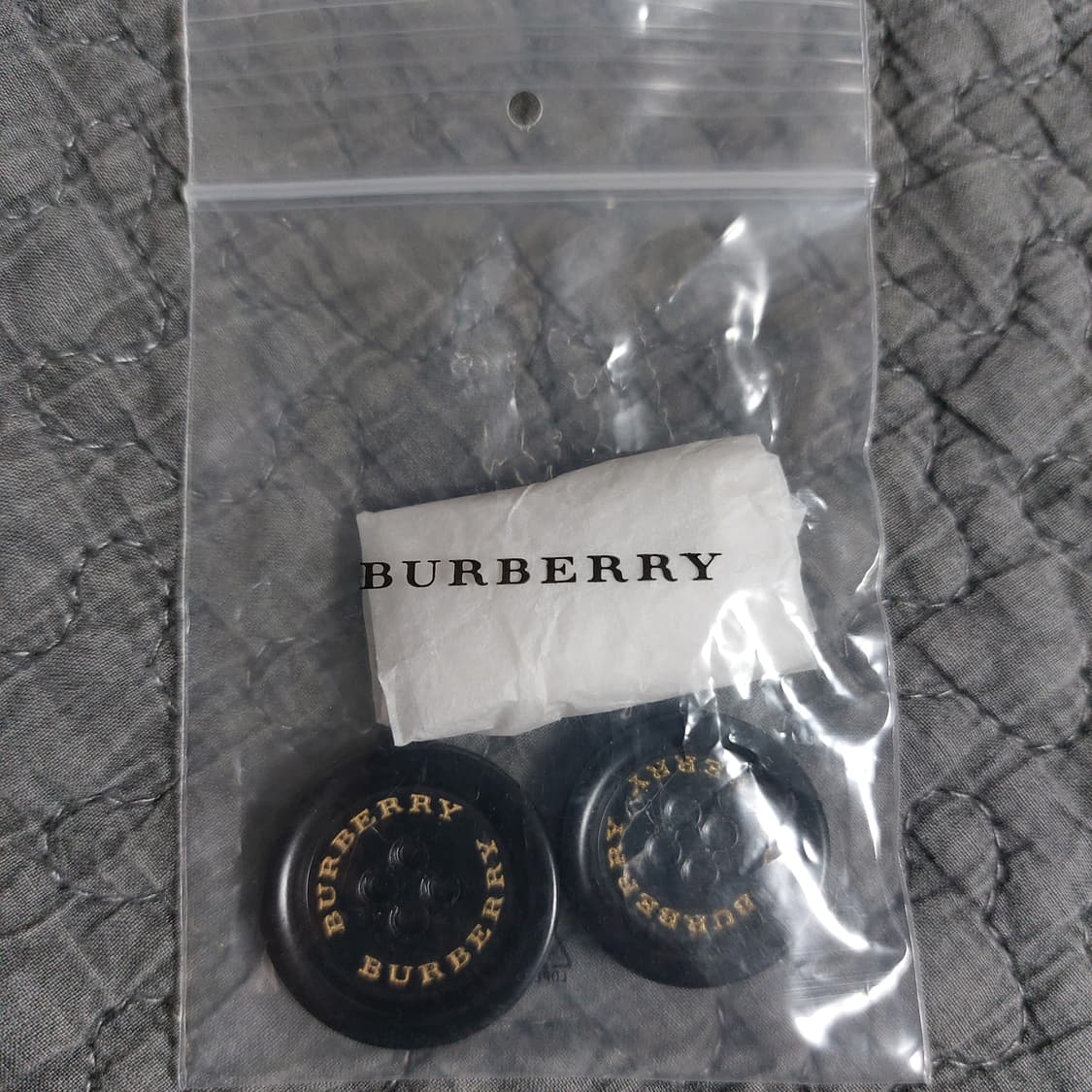 버버리 달머튼 라쿤퍼후드 패딩 상품이미지9