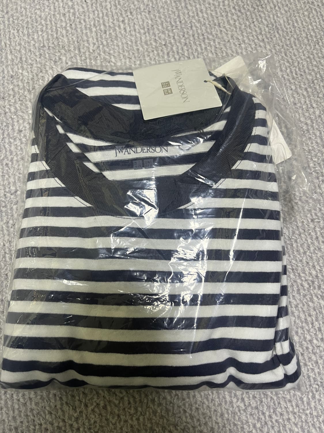 JWA JW앤더슨 유니클로 스트라이프티 네이비 XL 상품이미지1