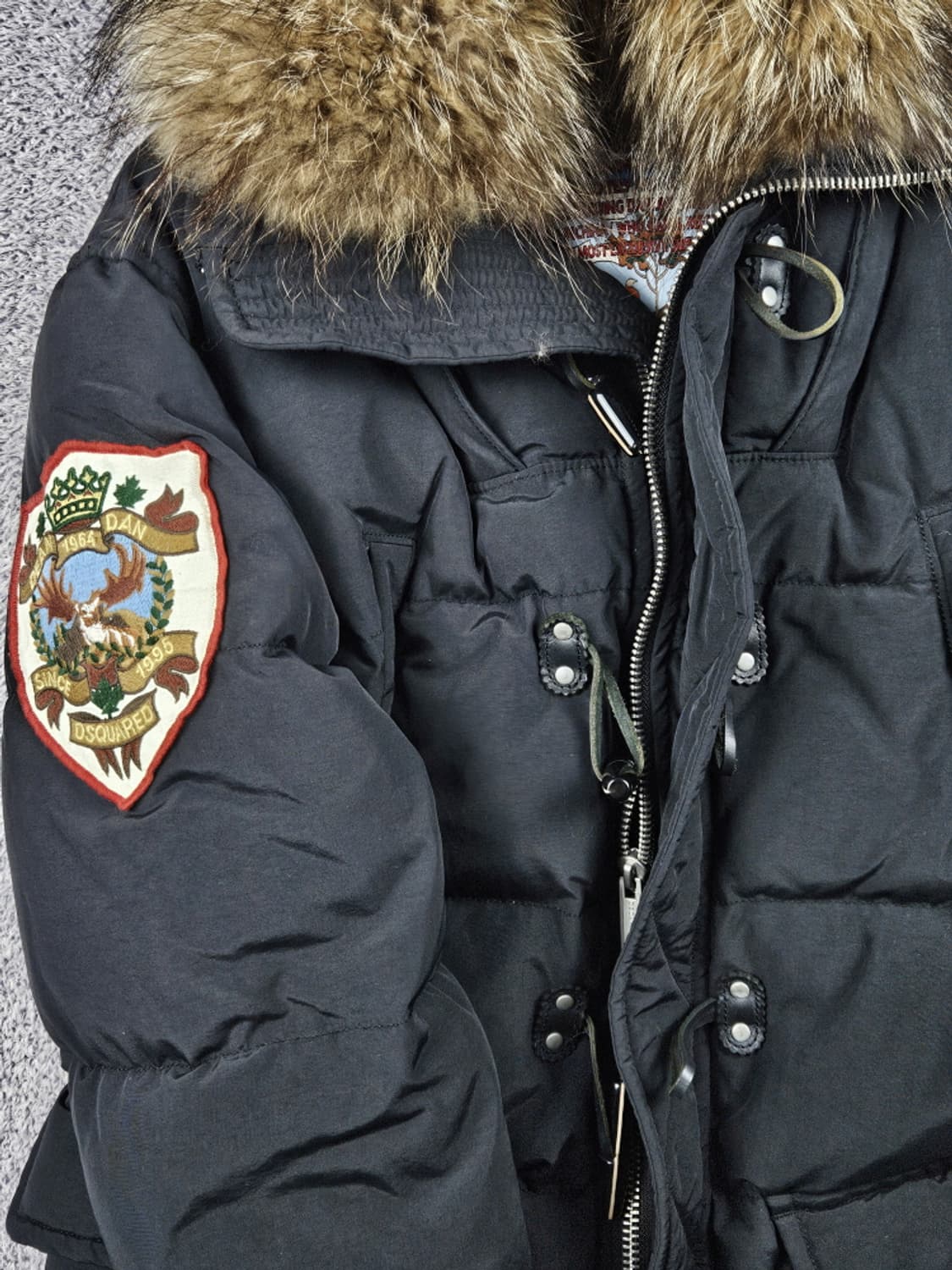 디스퀘어드 라쿤 퍼 가드 다운 패딩 자켓 ( 46 ) / 10204 상품이미지6