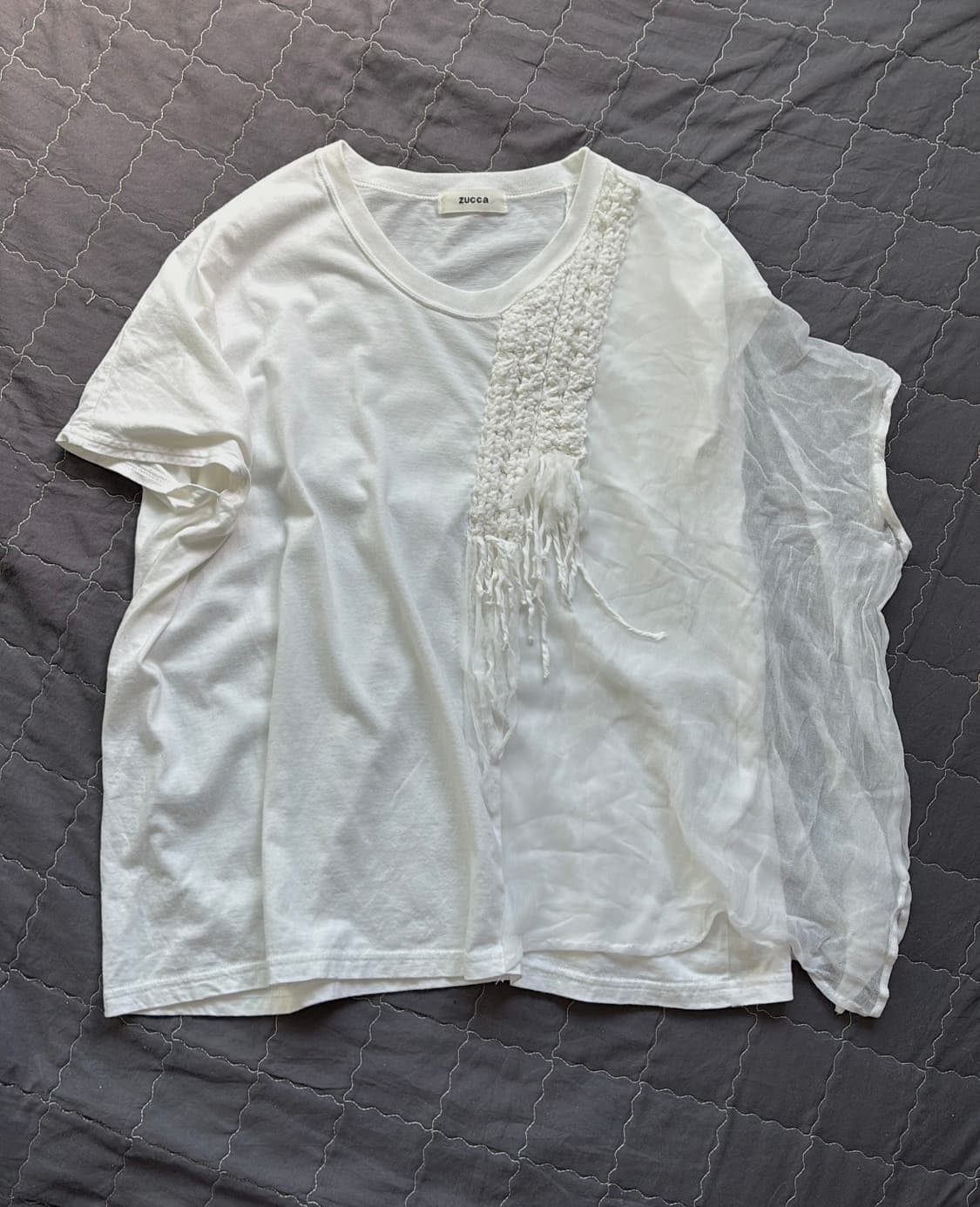 Asymmetric Knot Tee 상품이미지2