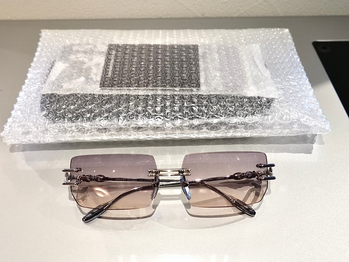 크롬하츠 로디  샤이닝 실버 무테 선글라스 상품이미지3