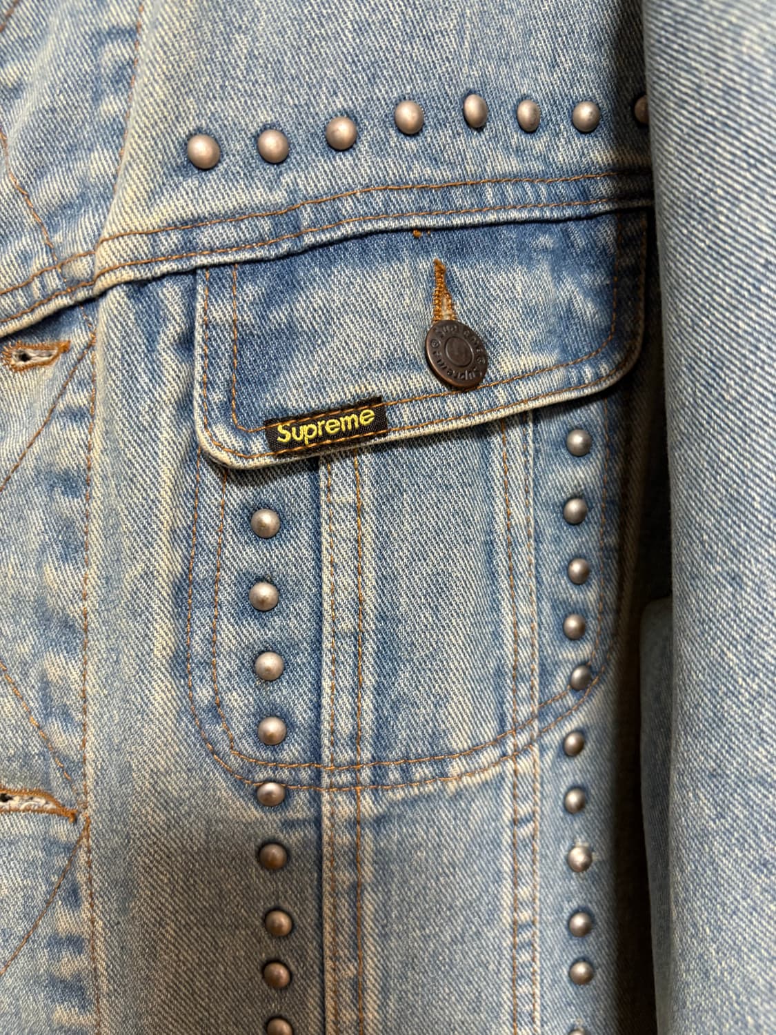 슈프림 17ss 연청 스터드 트러커 상품이미지3