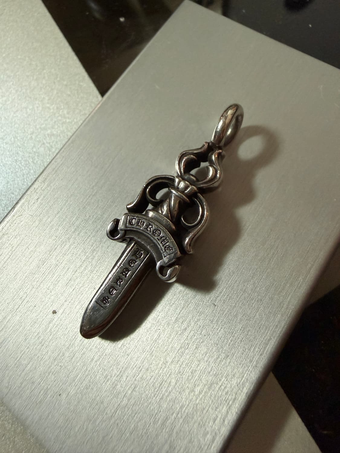 크롬하츠 더블대거 팬던트 상품이미지1