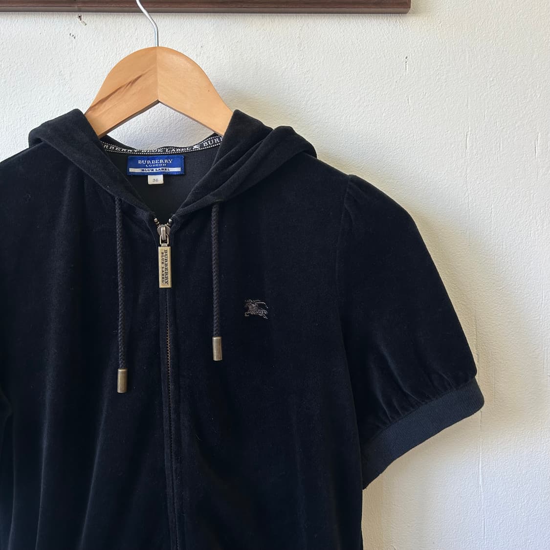 버버리 벨벳 트레이닝 집업 상품이미지5